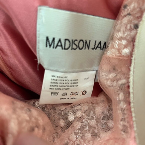 Madison James  dress - Picture 3 of 4